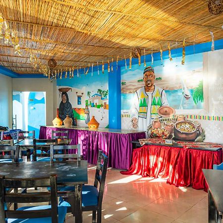 Doroka Nubian House Hostel Aswan Bagian luar foto