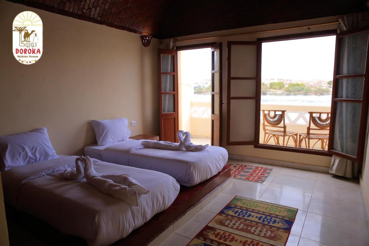 Doroka Nubian House Hostel Aswan Bagian luar foto